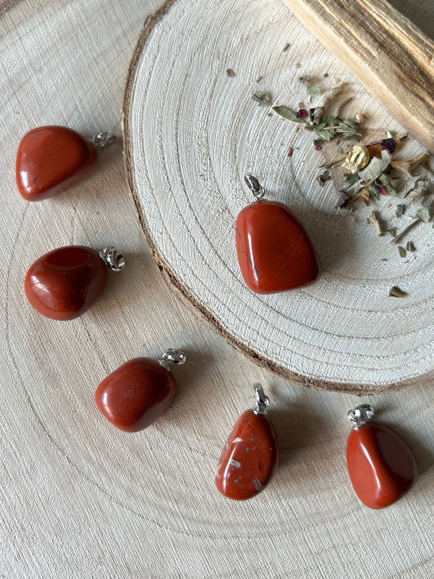 Kettenanhänger Roter Jaspis