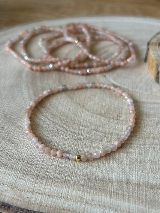 Mondstein Armband