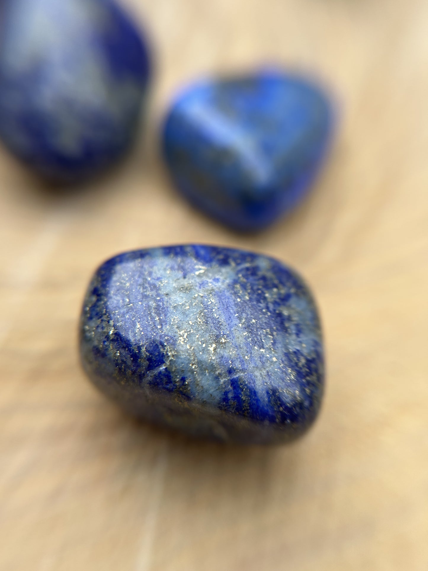 Lapislazuli Trommelstein